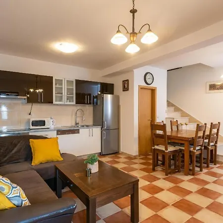 Ferienhaus Fuer 5 Personen Ca 50 Qm In Kuna Peljeska, Dalmatien Sueddalmatien * Kuna Pelješka