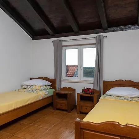 Ferienhaus Fuer 5 Personen Ca 50 Qm In Kuna Peljeska, Dalmatien Sueddalmatien 펜션 *